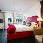 Cary Arms & Spa
